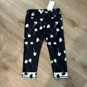Fabletics crop leggings